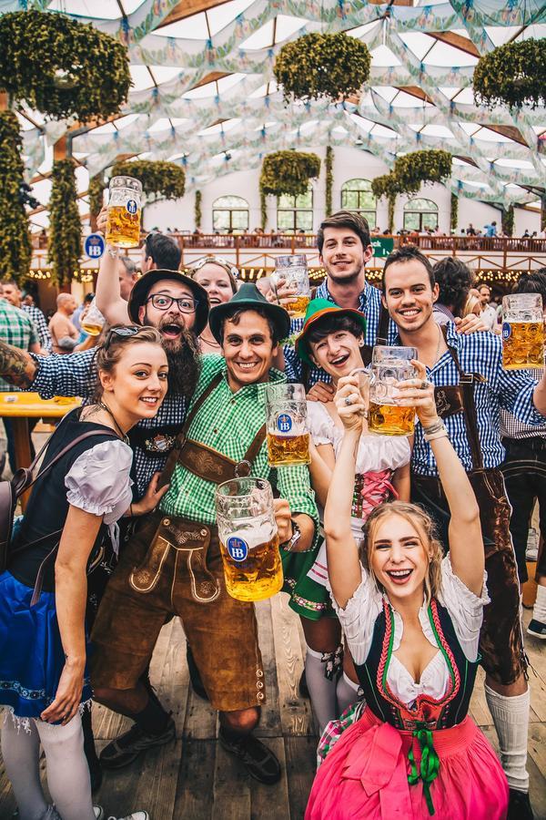 Festanation Oktoberfest Camp #2 Hotell München Exteriör bild
