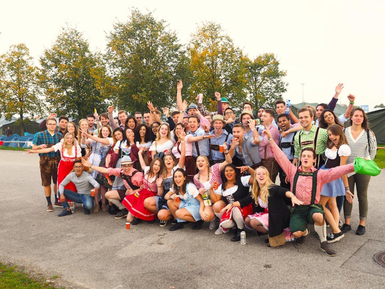 Festanation Oktoberfest Camp #2 Hotell München Exteriör bild